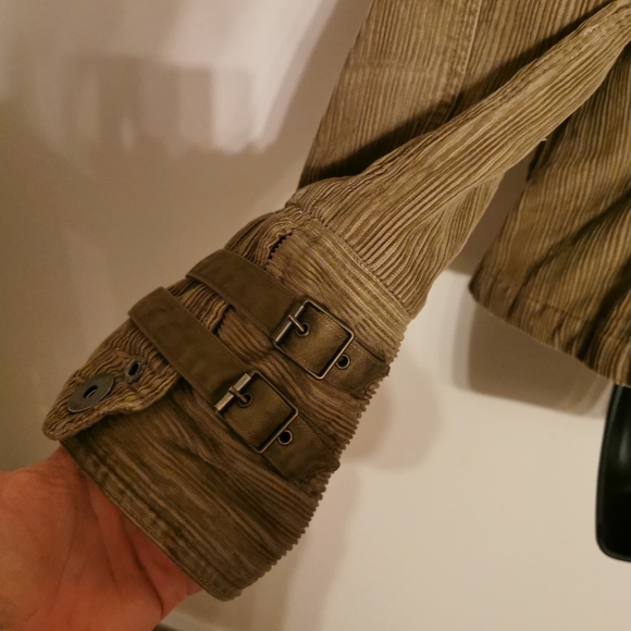 DIESEL CORDUROY/FUR JACKET LG - Picture 6 of 7